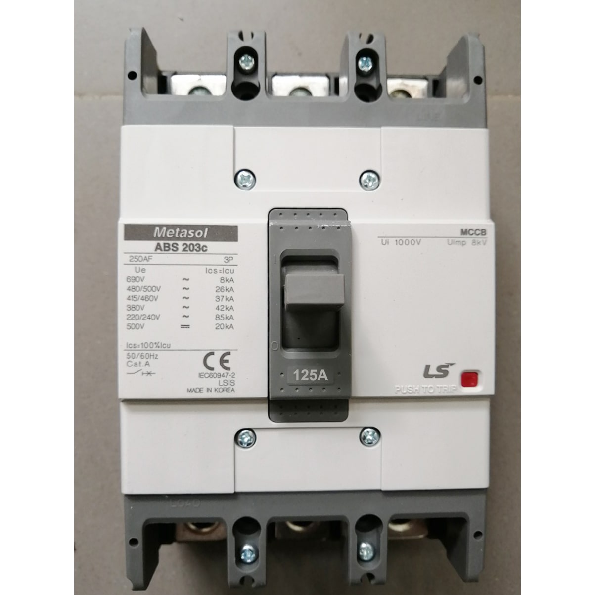 https://vanvh.com/Aptomat-MCCB-Metasol-3P-125A-LS-ABS203c-min