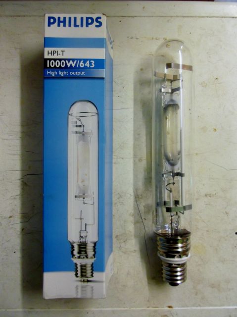 https://vanvh.com/Bong-den-cao-ap-Metal-Philips-HPI-T-1000W-643-E40