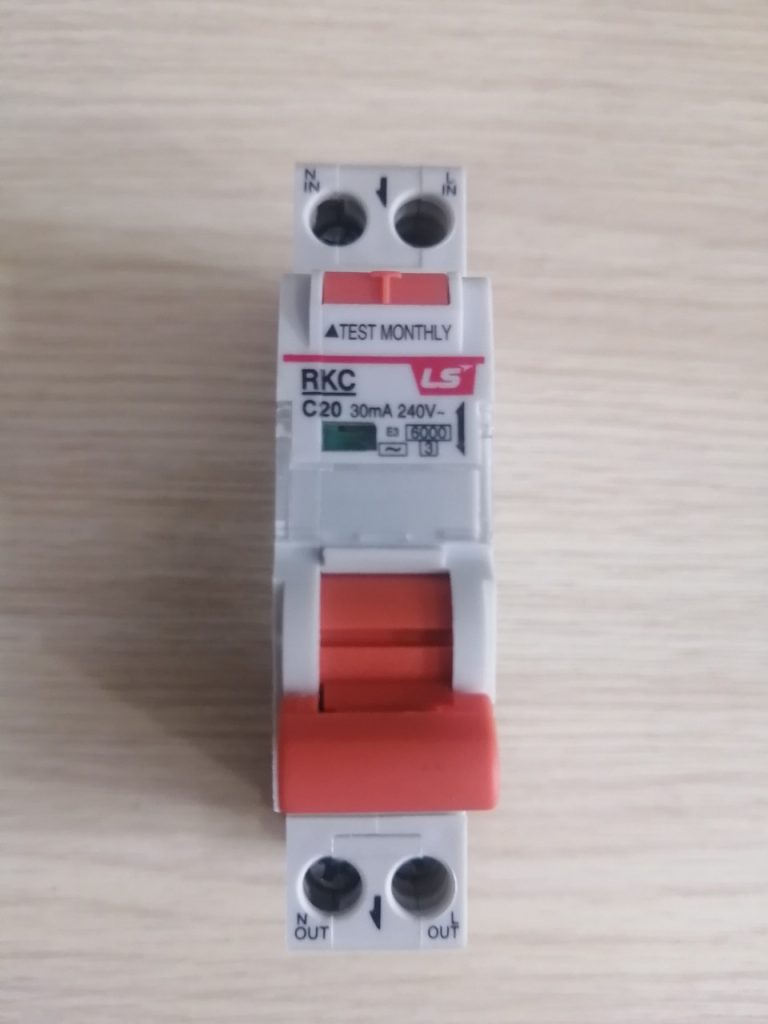 https://vanvh.com/RKC-1PN-20A-1-768x1024