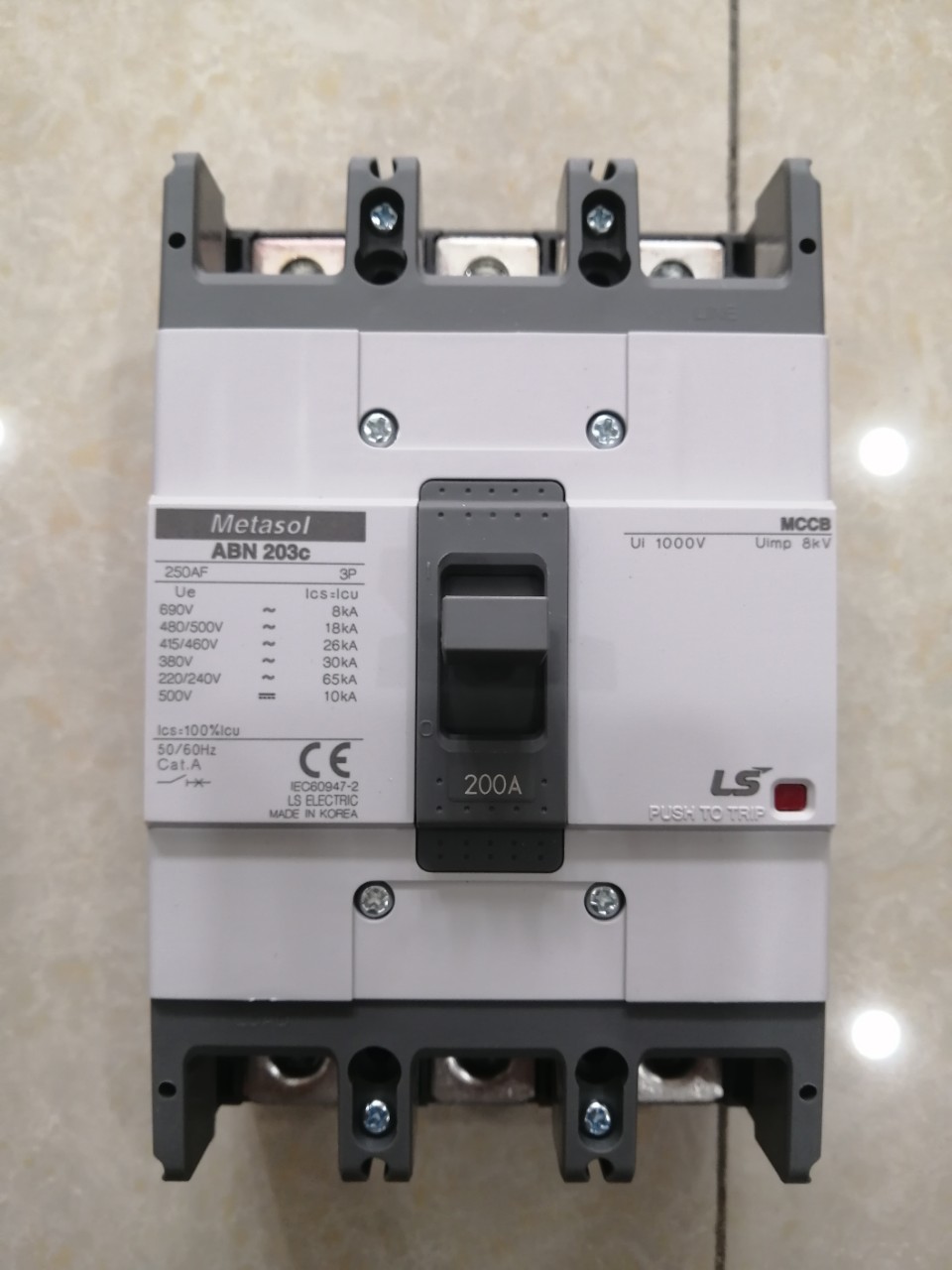 https://vanvh.com/abn203c-3p-200a-30ka-1-7251