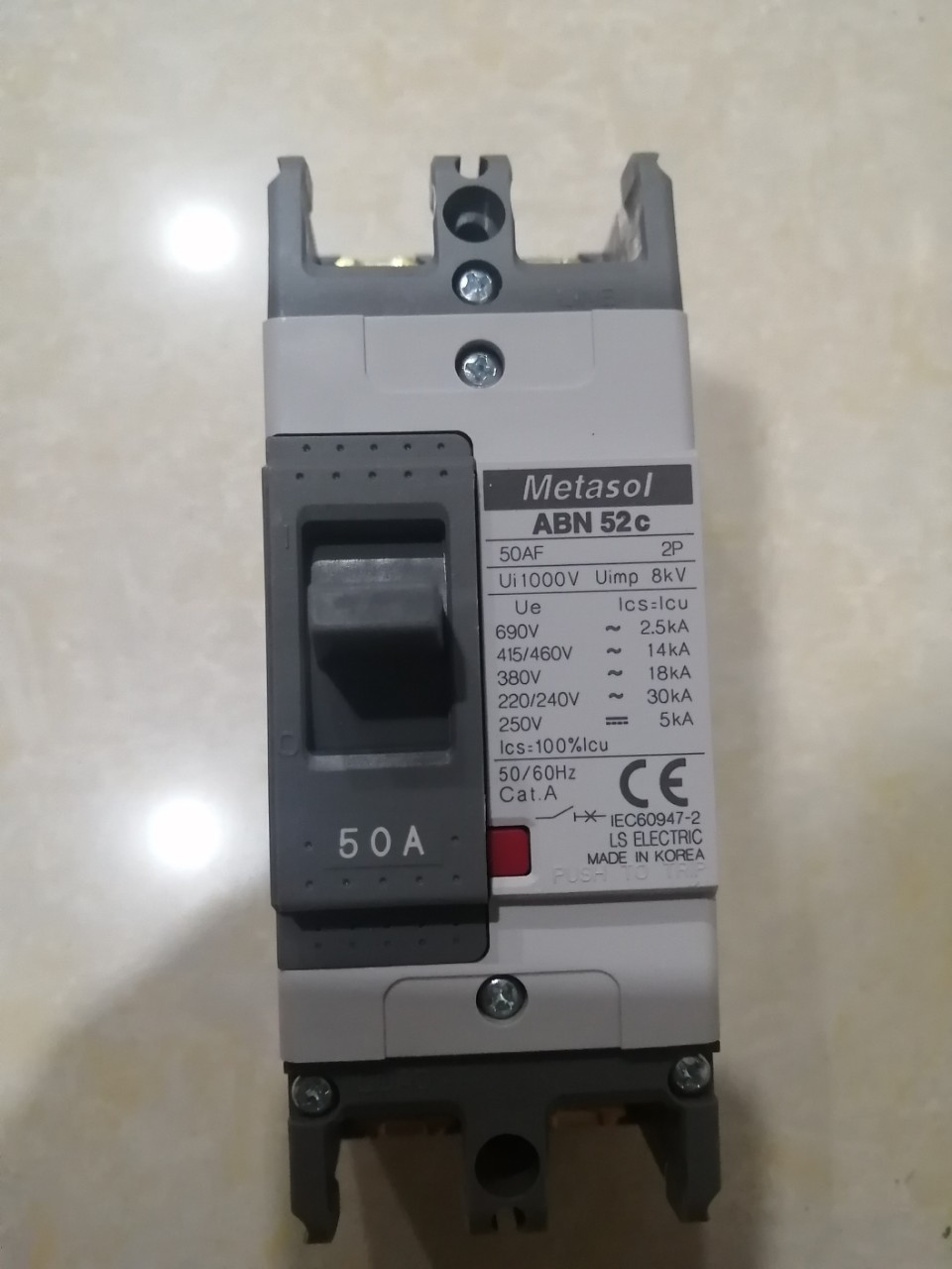 https://vanvh.com/abn52c-2p-50a-30ka-1-7955