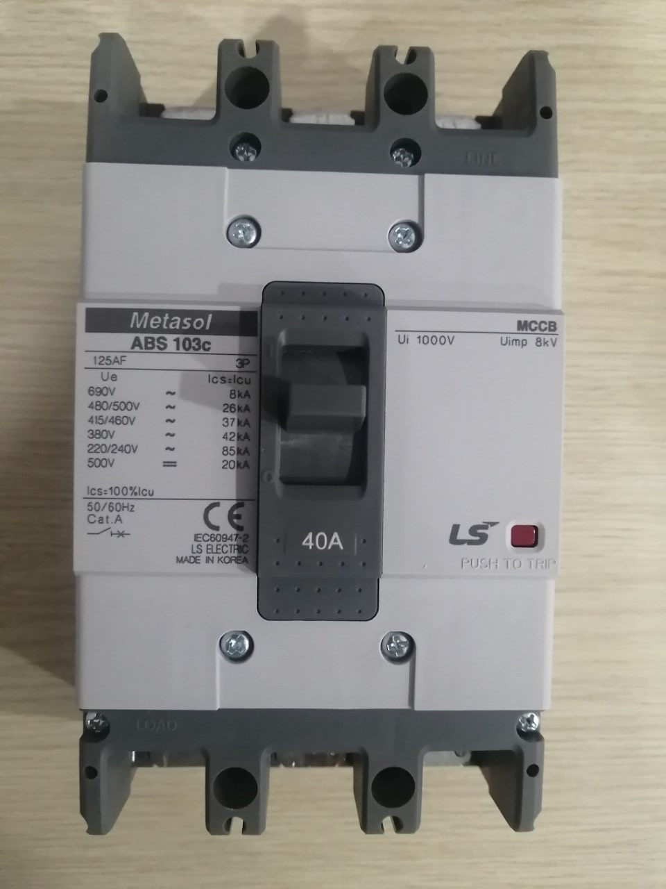 https://vanvh.com/abs103c-3p-40a-1-3628-min