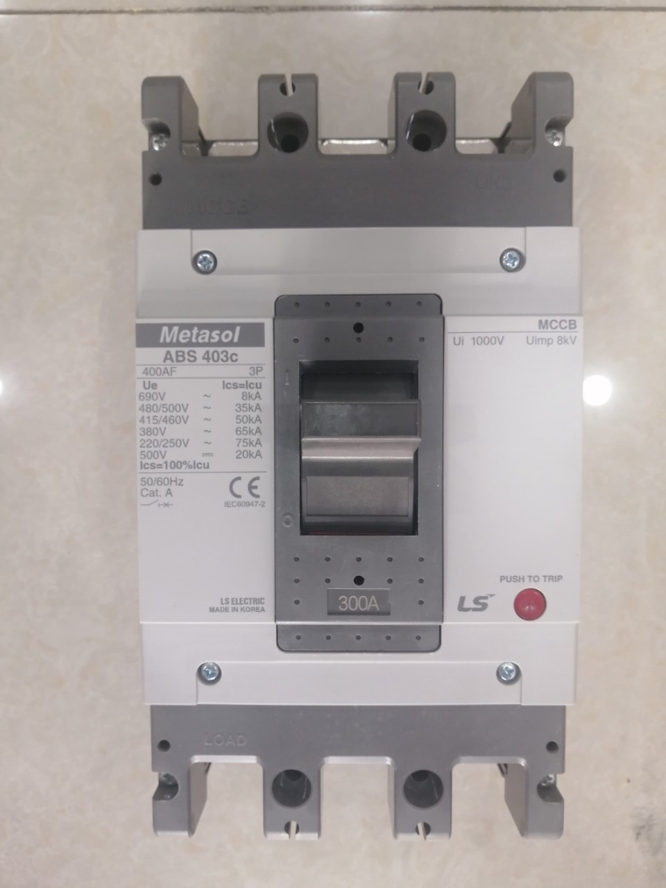 https://vanvh.com/abs403c-3p-300a-65ka-1-5330