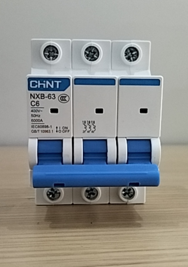 https://vanvh.com/anh-72-z4746301026942_8d8e8711258c94e3192d64fd9d0c6be2