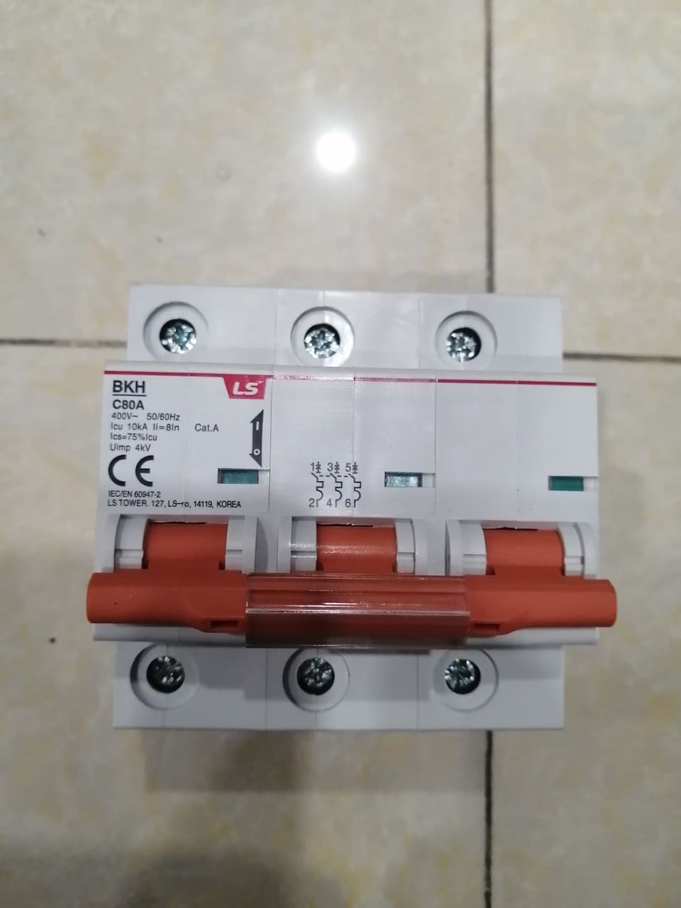 https://vanvh.com/bkh-3p-80a-1-4568-min