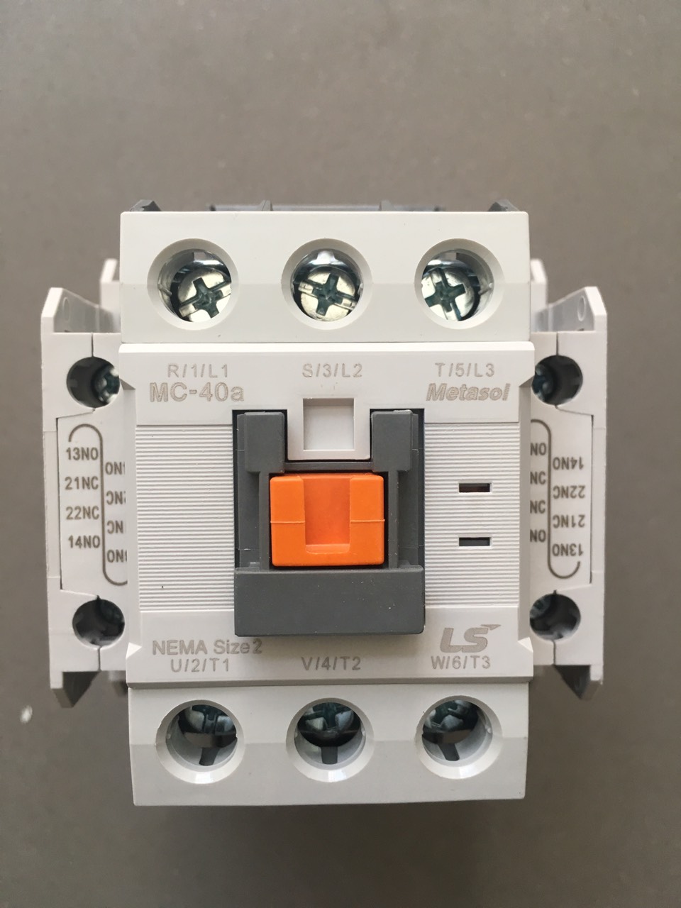 https://vanvh.com/contactor-40amc40a-1-9177
