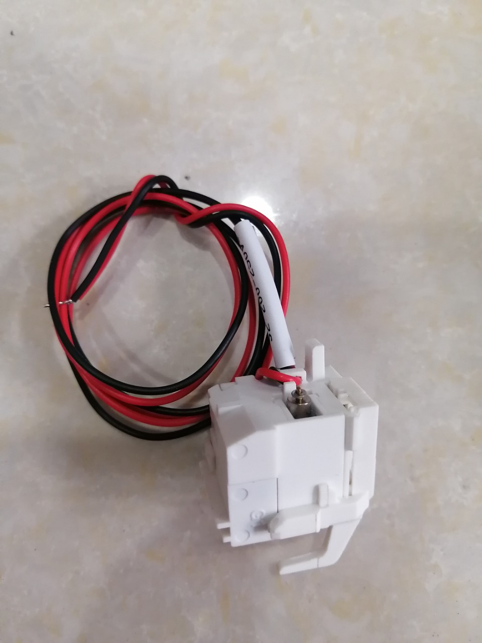https://vanvh.com/shunt-trip-cho-50250a-1-1398
