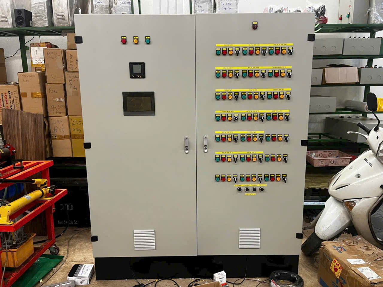 Tủ xử lí nước thải dùng PLC VH TĐXLNTPLC