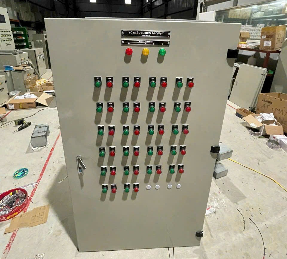 Tủ điện điều khiển 24 quạt VH 24 quạt