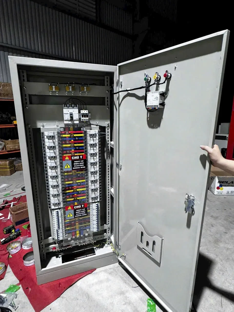 Tủ điện phân phối 200A VH TD200A