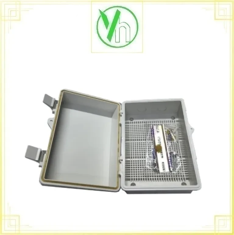 Hộp kỹ thuật 295 X 295 X 153 mm  kín nước HKT 04 Lioa HKT04