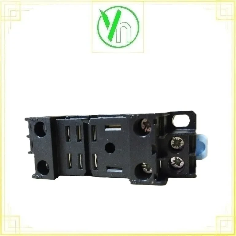 Đế rơ le trung gian 10A 250VAC NNC PTS08-E CHINA NNC PTS08-E